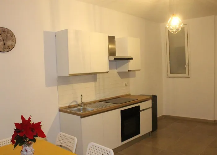 Maricchia Per Saitta Holidays * Palermo